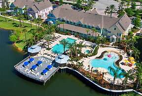 Heng's Runaway Beach Condo