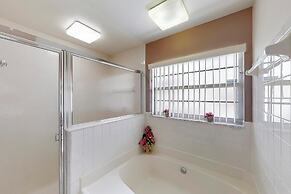 Colin and Cherryl's Indian Ridge Vacation Home