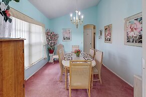 Colin and Cherryl's Indian Ridge Vacation Home