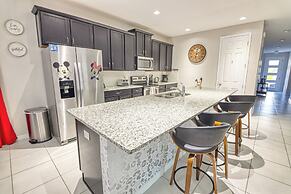 Jodie's Luxury Solara Home