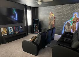 Jodie's Luxury Solara Home