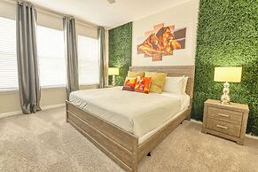 Jodie's Luxury Solara Home