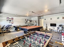Calabria Villa Near Disney - Pool - Game Room