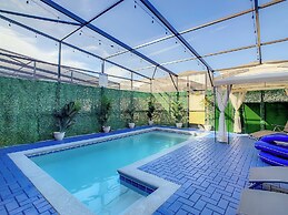 A Touch of Blue at Windsor Island Resort