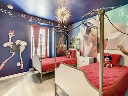 A Touch of Blue at Windsor Island Resort