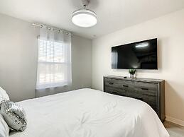 A Touch of Blue at Windsor Island Resort