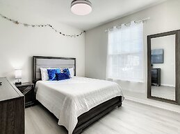 A Touch of Blue at Windsor Island Resort