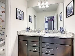 A Touch of Blue at Windsor Island Resort