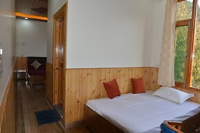 Tulip Flowing River View Bhuntar