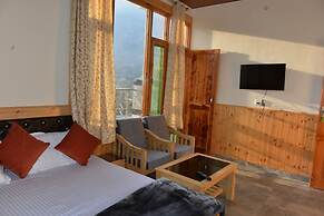 Tulip Flowing River View Bhuntar