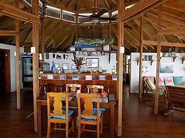 Mango Creek Lodge