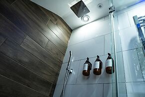 Chestnut Retreat a Stunning Annex Apartment