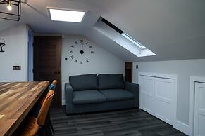 Chestnut Retreat a Stunning Annex Apartment