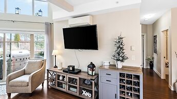 Top Floor Lake View Condo at Copper Sky