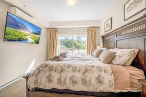Top Floor Lake View Condo at Copper Sky