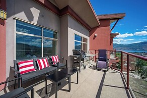 Top Floor Condo at Amenity Rich Resort