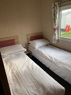 Budget 3-bed Caravan in Tunstall, Hull