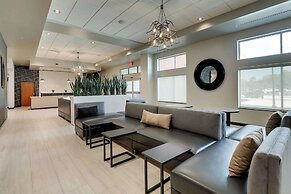 Drury Plaza Hotel Savannah Pooler