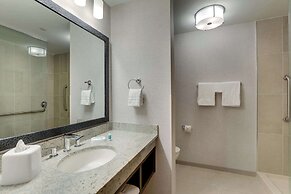 Drury Plaza Hotel Savannah Pooler