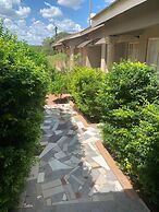 Rosewood Safari Cottages