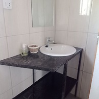 Rosewood Safari Cottages