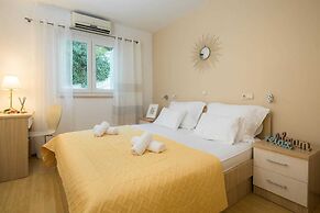 Lavica seaside apartments