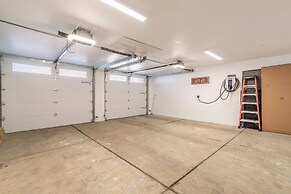 Truckee Container House by Sierra Getaways