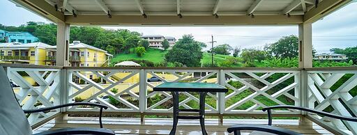 Your quaint home just steps from beach