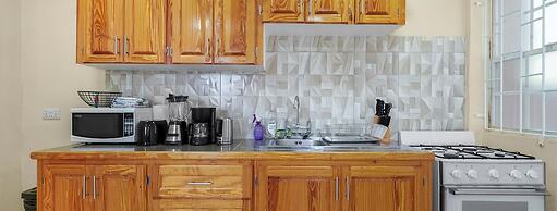 Your quaint home just steps from beach