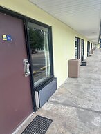 Days Inn by Wyndham Newton MS/I-20