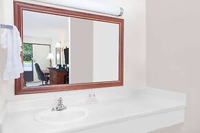 Days Inn by Wyndham Newton MS/I-20