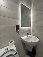 Stylish Luxe Apartment