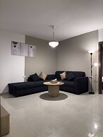 Stylish Luxe Apartment