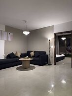 Stylish Luxe Apartment