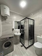 Stylish Luxe Apartment