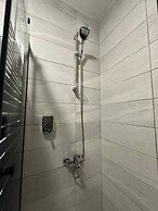 Stylish Luxe Apartment