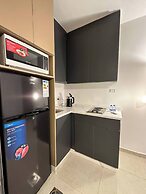 Stylish Luxe Apartment