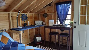 Schlafmans Hollow Solar Cabins
