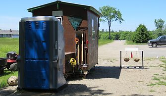 Schlafmans Hollow Solar Cabins