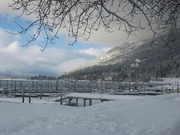 Pend Oreille Shores Resort