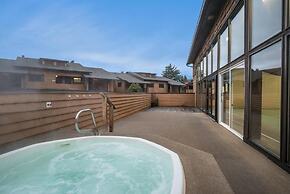 Pend Oreille Shores Resort