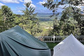 Kuan Khan Lao The Nine Bistro