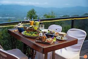 Kuan Khan Lao The Nine Bistro