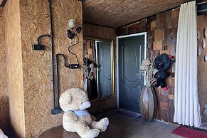 Kuan Khan Lao The Nine Bistro