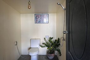 Kuan Khan Lao The Nine Bistro