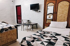 Hotel Purohit Sindhi Camp