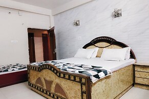 Hotel Purohit Sindhi Camp