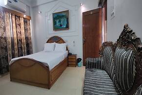 Hotel Purohit Sindhi Camp