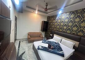 Hotel Mourya Deluxe