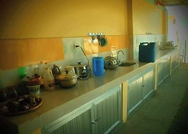 Awel Seashore Inn Baler